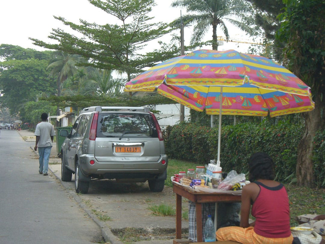 Douala sidewalk - not for walking